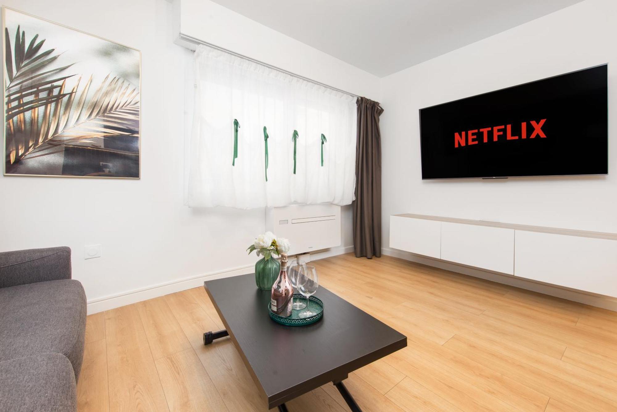 Monaco border, renovated studio, private parking Beausoleil Esterno foto