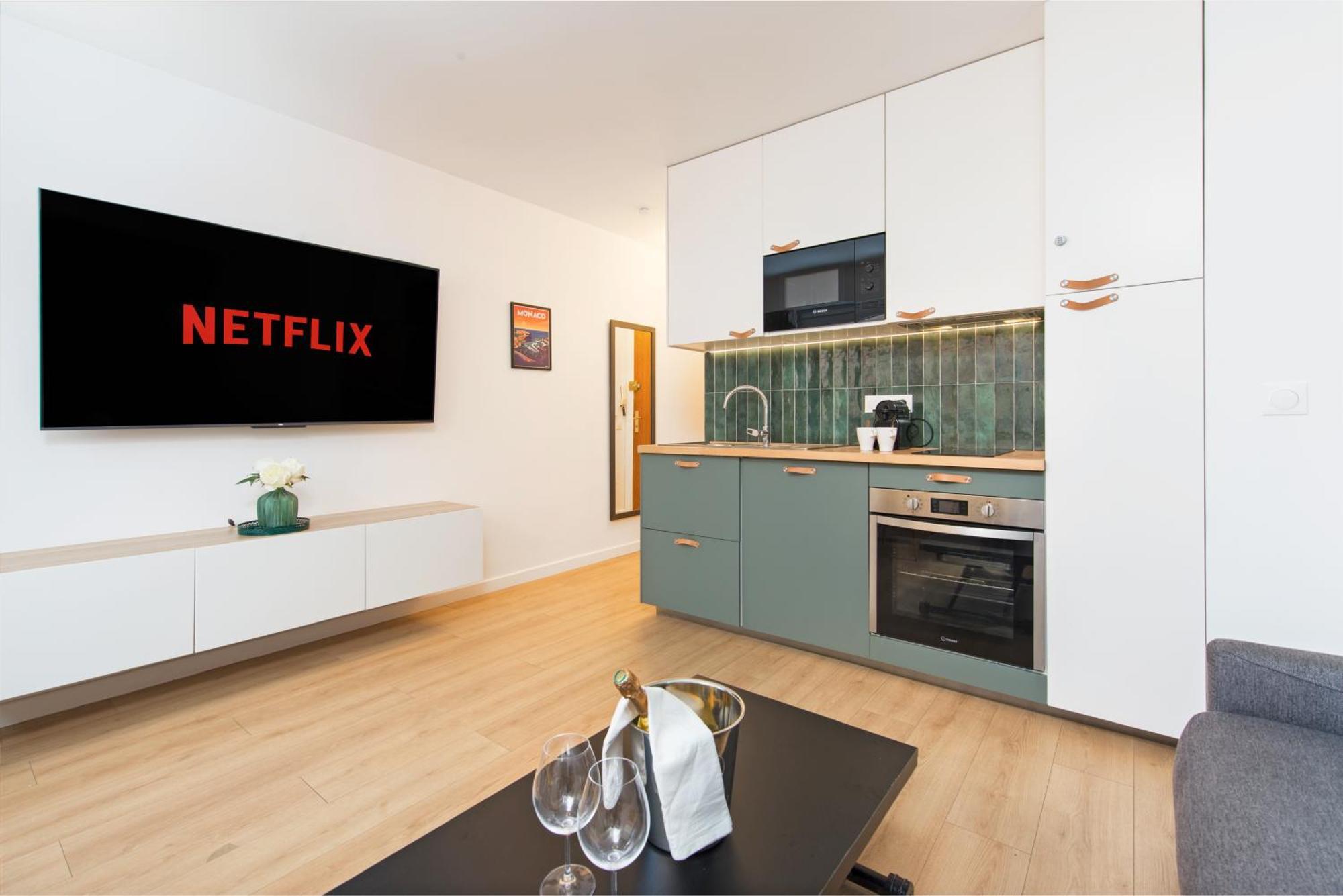 Monaco border, renovated studio, private parking Beausoleil Esterno foto